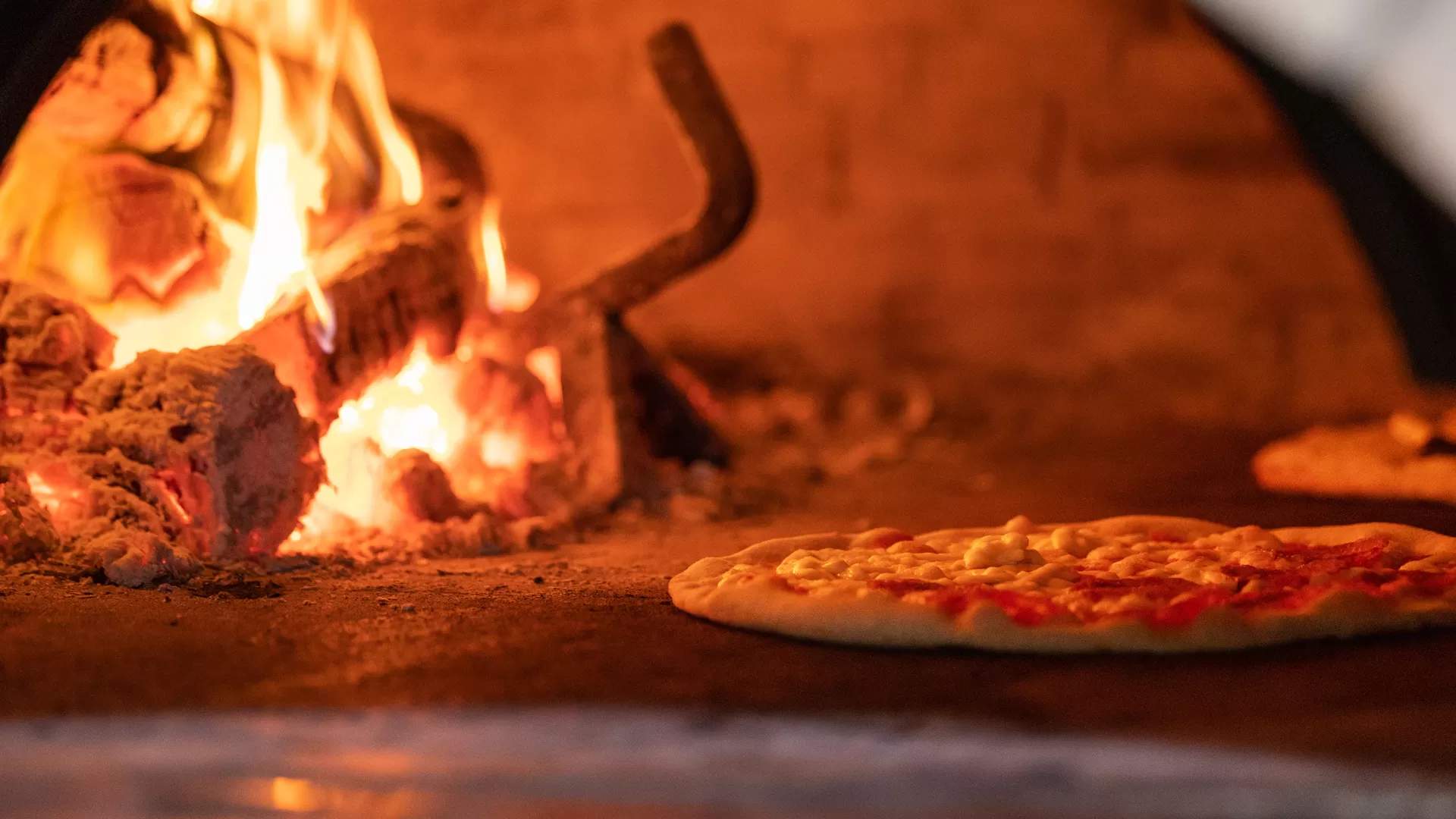 La Pizzeria